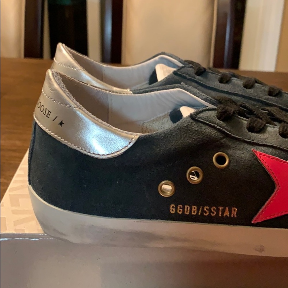 Golden Goose Sneakers - Picture 2 of 5